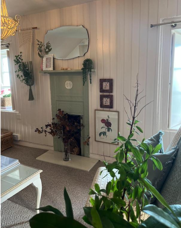 The Pink Cottage Upstairs Suite & Garden Summer Room Whitehead Ngoại thất bức ảnh